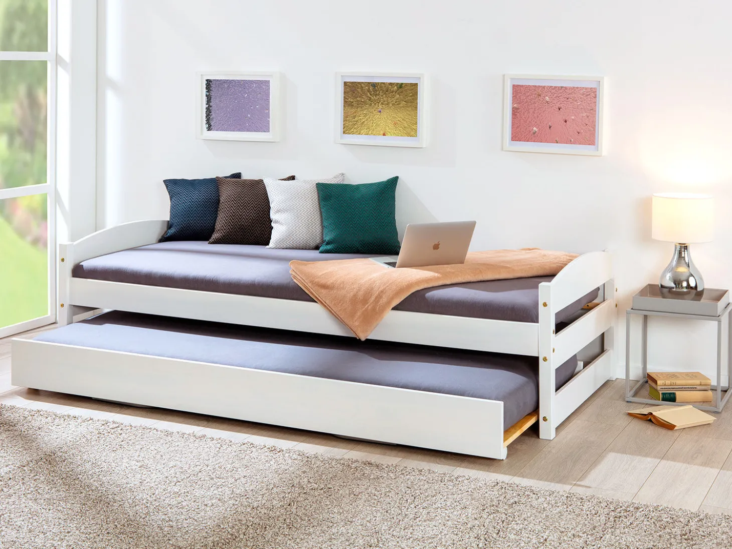 Ausziehbett aus Massivholz