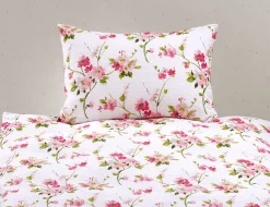 Bettwäsche in Weiss mit schönem Blumenmuster