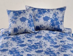 Bettwäsche mit blauem Blumenprint