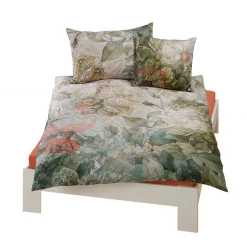 Bettwäsche mit Fantasieblüten