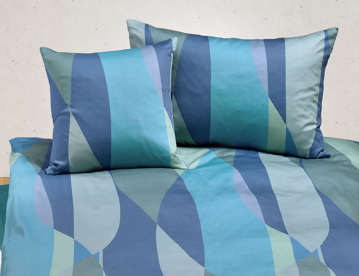 Bettwäsche mit farbenfrohem geometrischen Muster