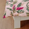 Bettwäsche mit farbprächtigem Blumenmuster