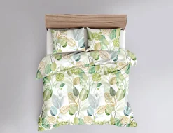 Bettwäsche mit kunstvollem Blumen- Blätterprint