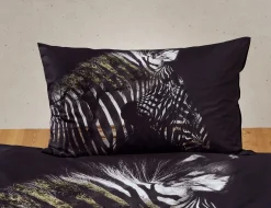 Bettwäsche mit kunstvollem Zebra