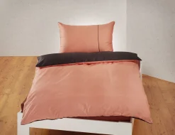 Bettwäsche mit Paspelierung