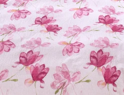 Bettwäsche mit schönem Blumenmuster