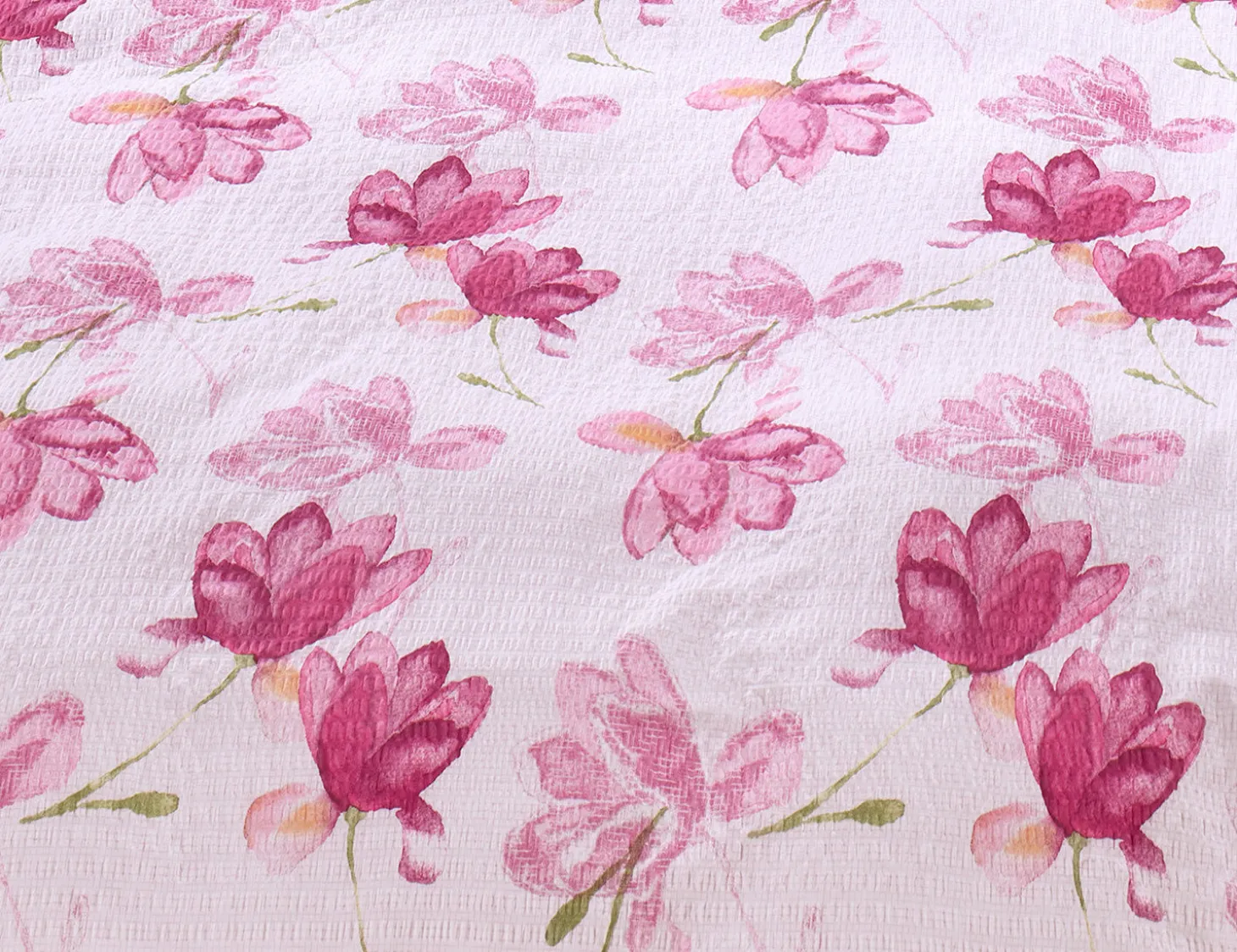Bettwäsche mit schönem Blumenmuster
