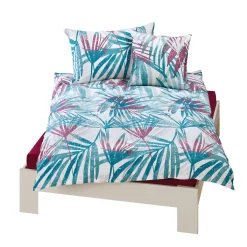 Bettwäsche mit sommerlichen Palmenblättern