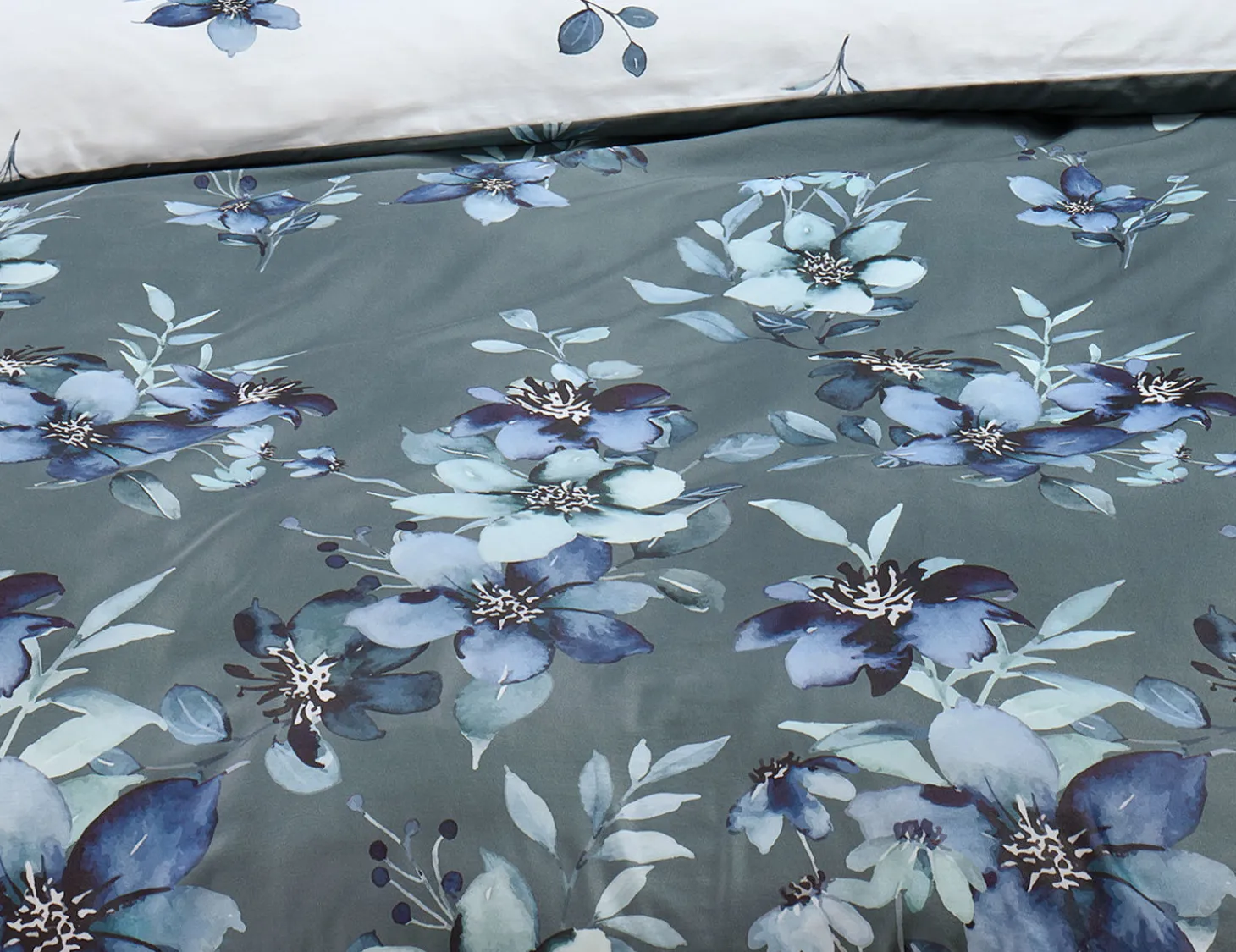 Bettwäsche mit trendigem Blumendessin