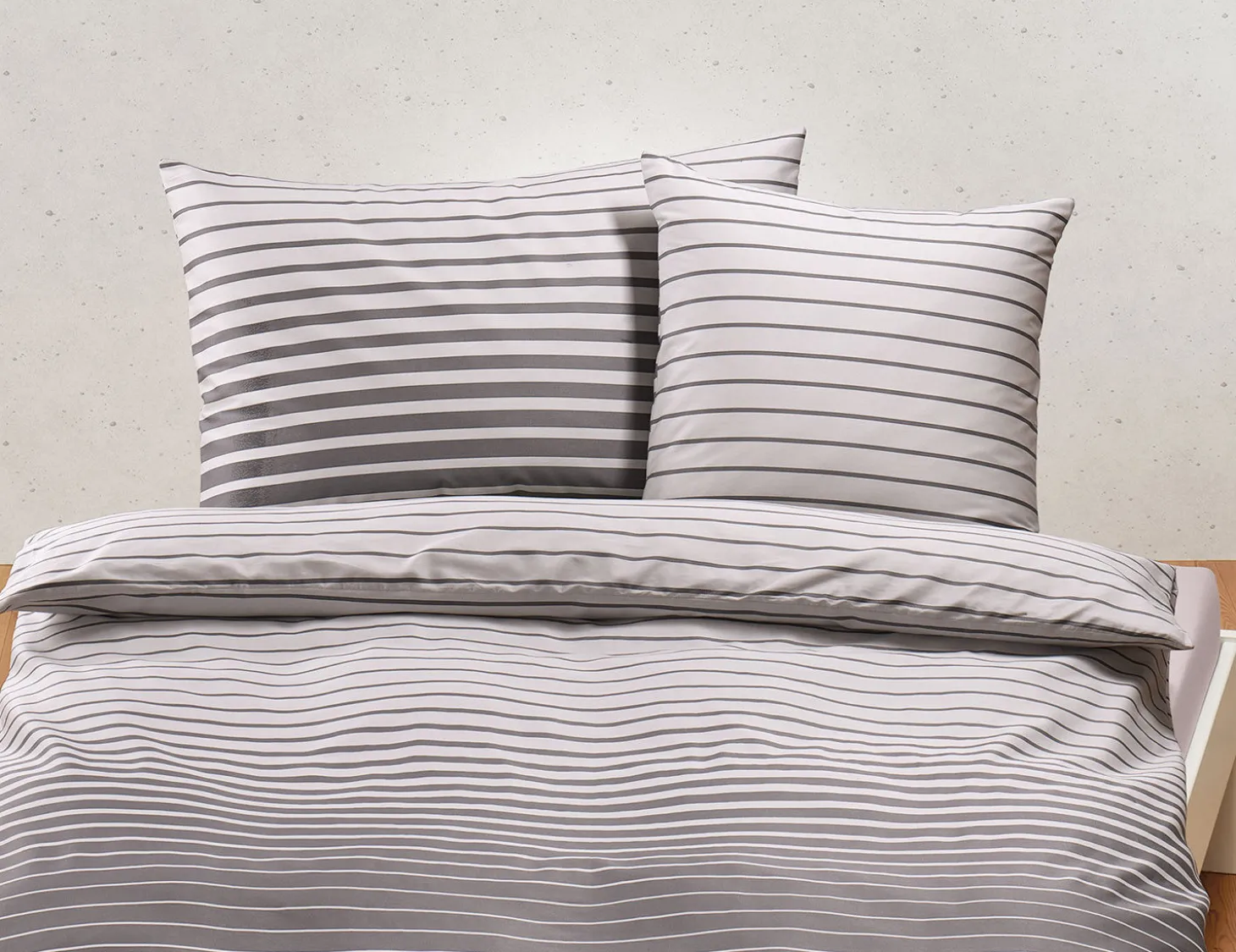 Bettwäsche Satin mit eleganten Streifen