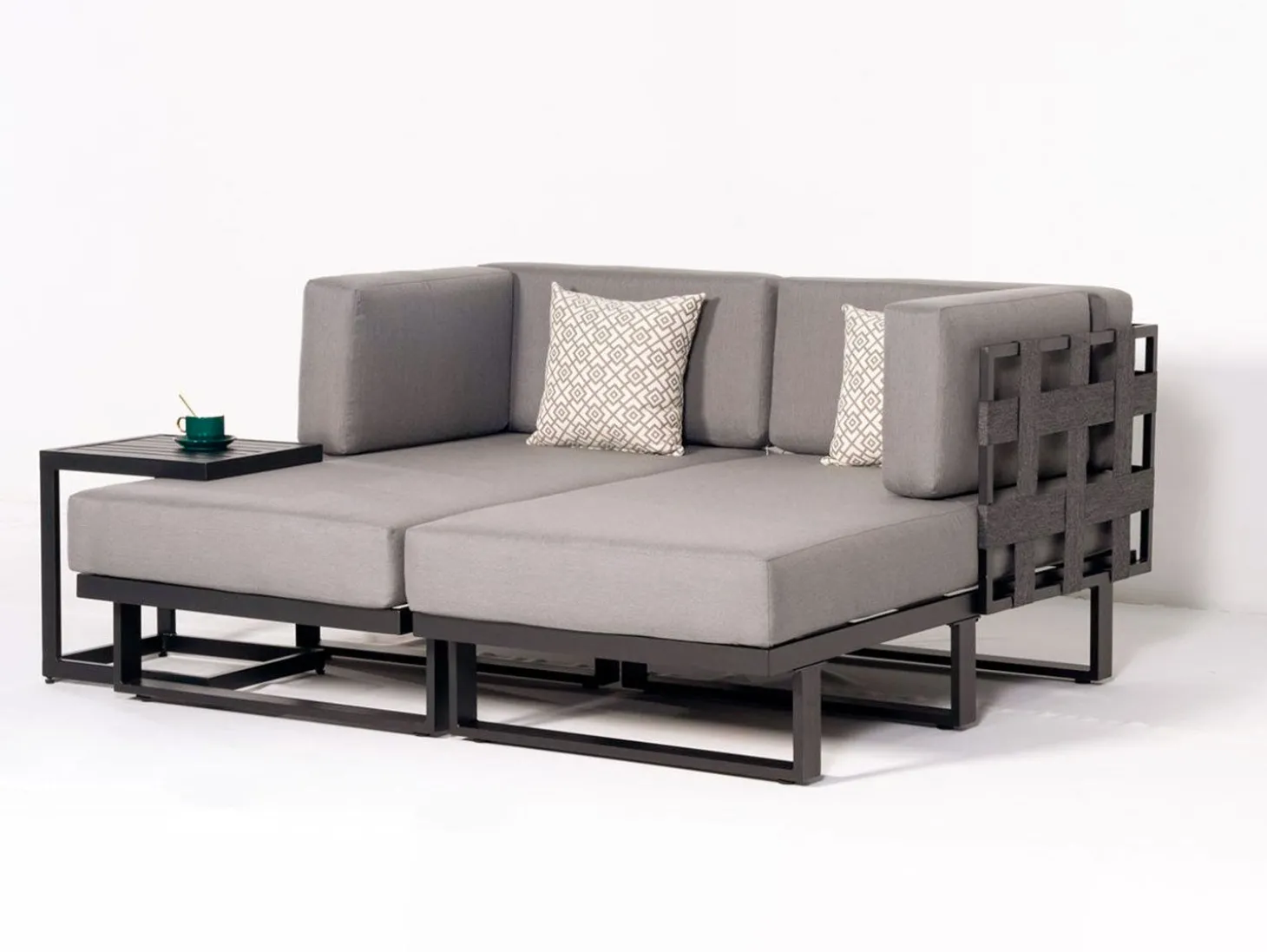 Daybed Sarah 2 Loveaseats mit Beistelltisch