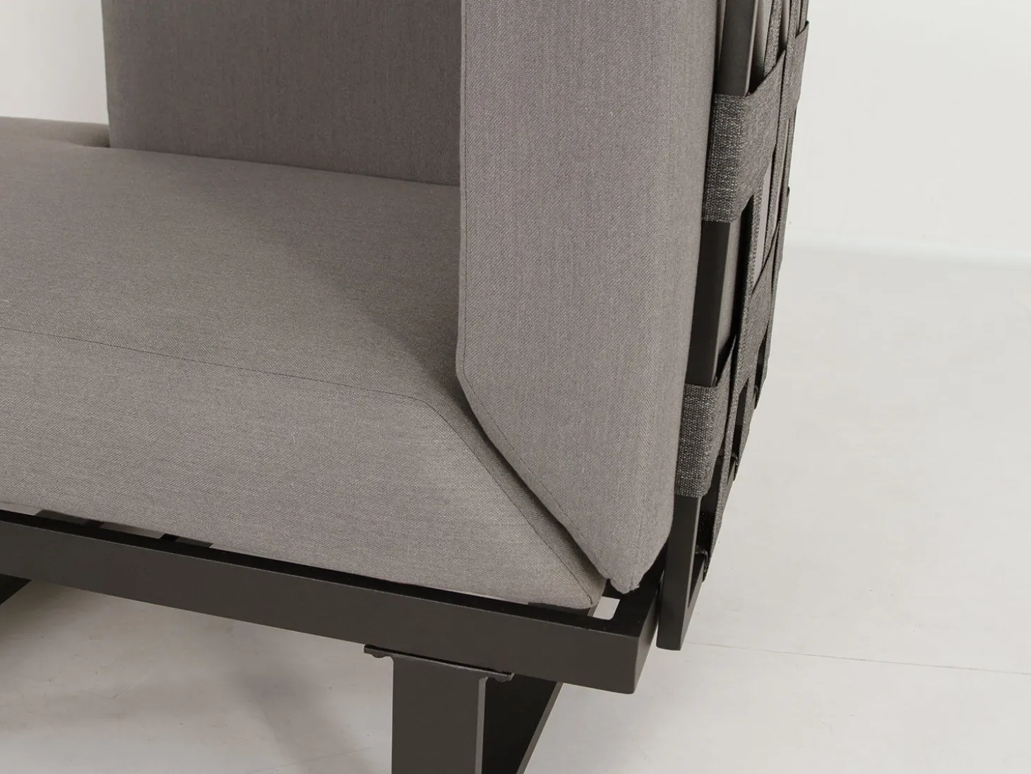 Daybed Sarah 2 Loveaseats mit Beistelltisch