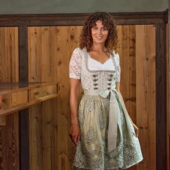 Dirndl mit Länge 60cm