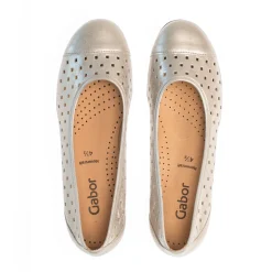 Gabor Ballerina aus feinglänzendem Perlatoleder