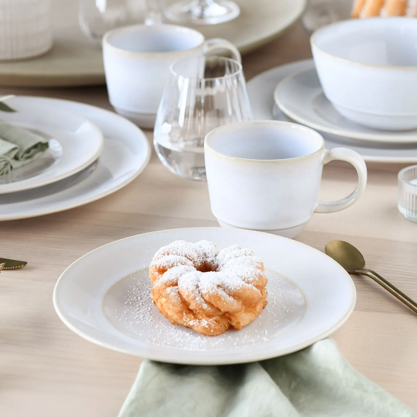 Geschirr–Set Antique, 16–teilig