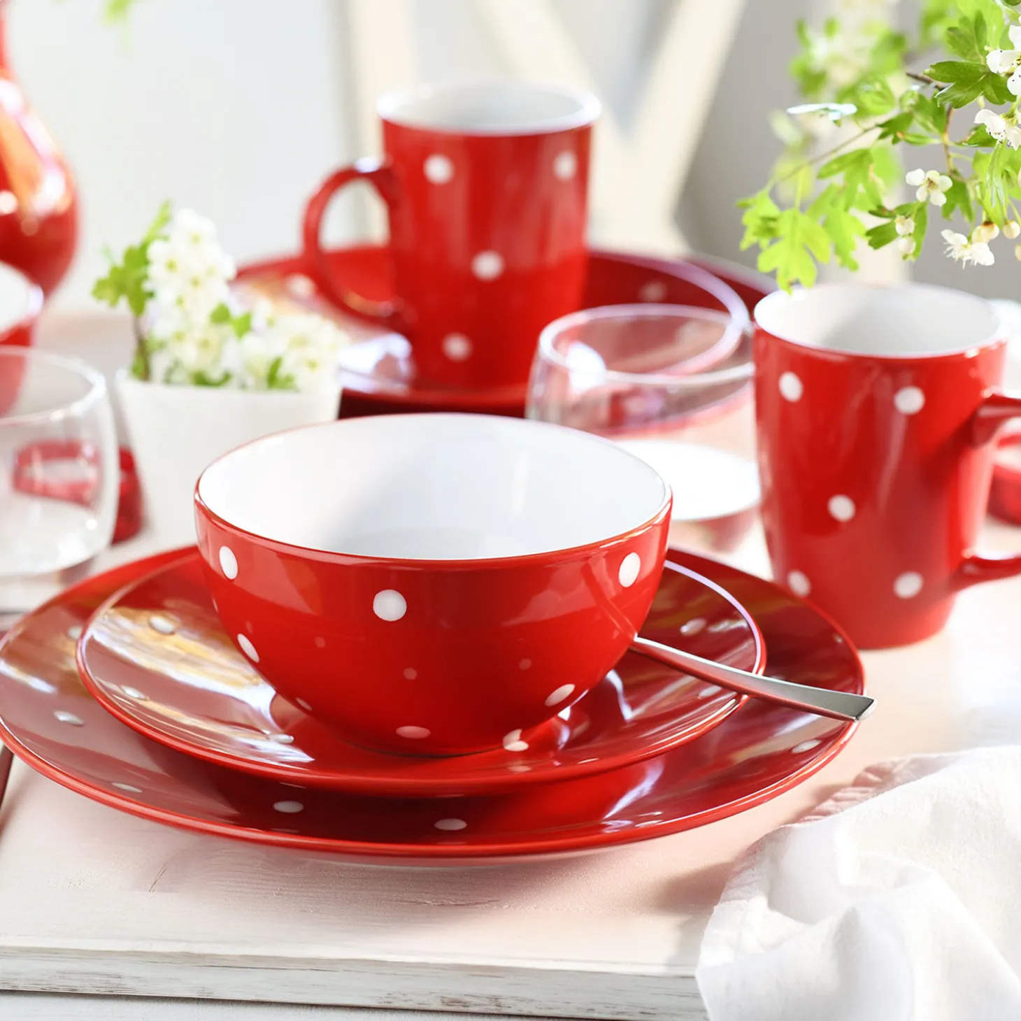 Geschirr-Set Polka Dots 16-teilig