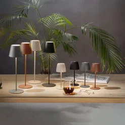 LED Tischleuchte mit Farbwechsel und Dimmfunktion