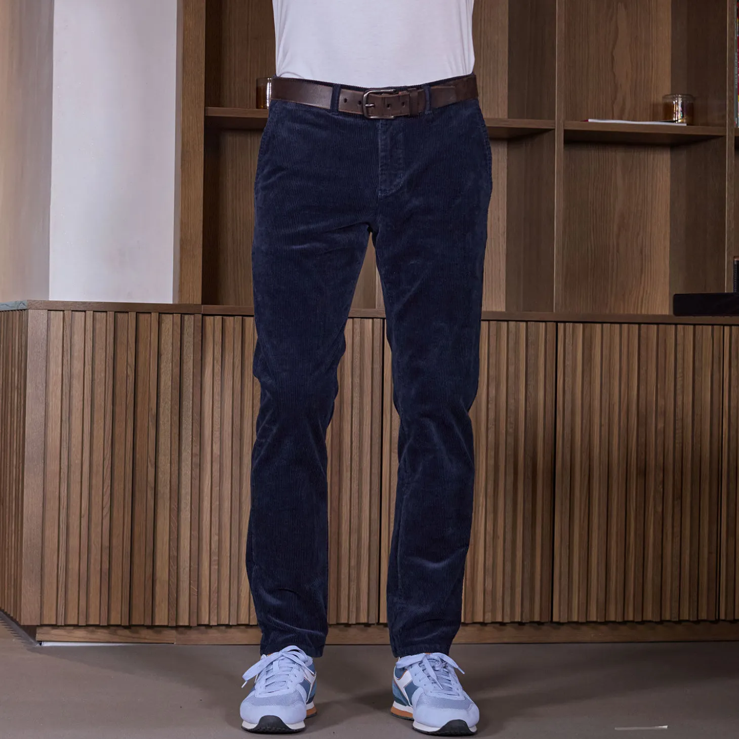 Modische Chinohose aus Breitcord