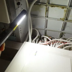 Nordride Leuchte mit Massstab