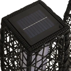 Solar-Laterne aus Rattangeflecht