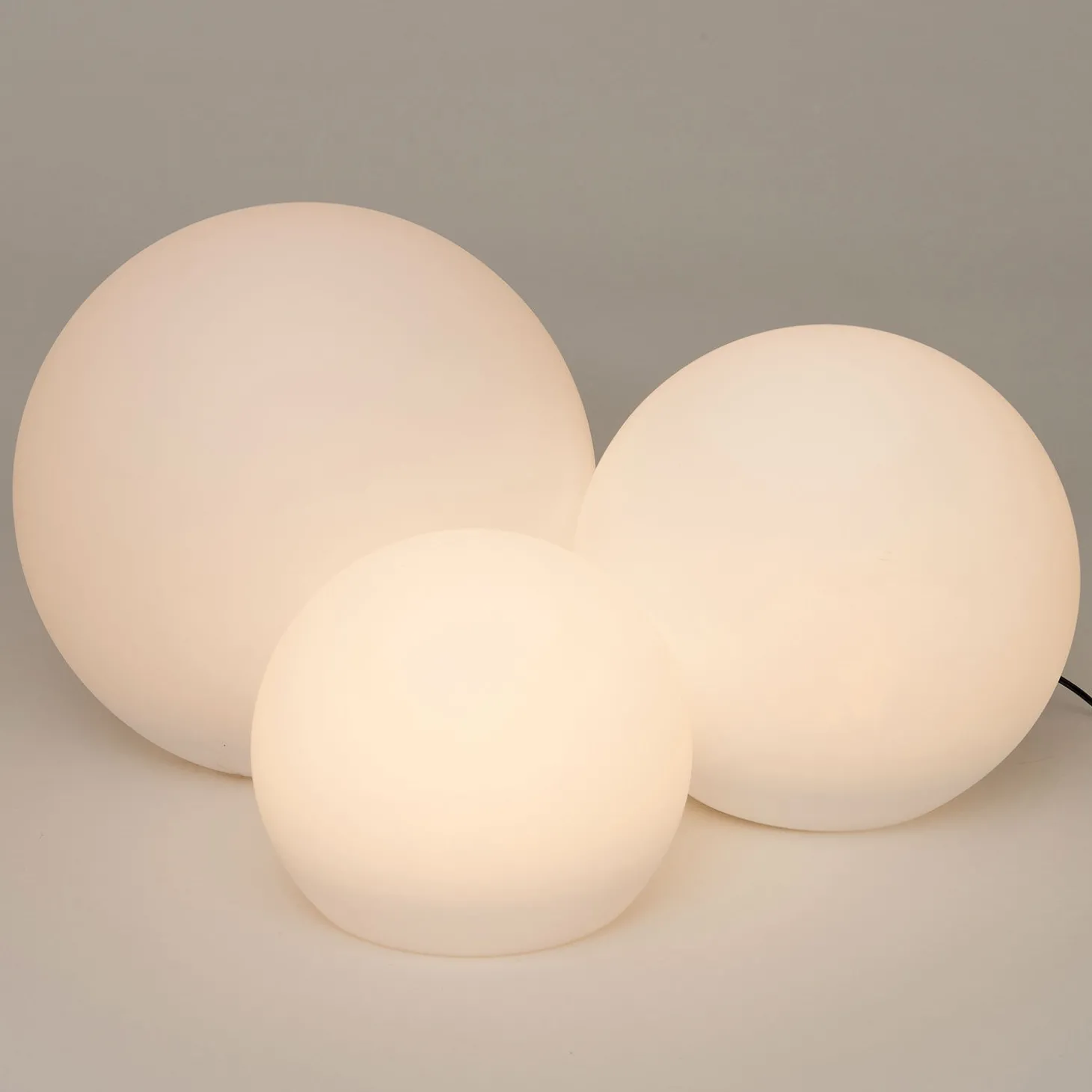 Solar-LED-Kugel, warmweiss