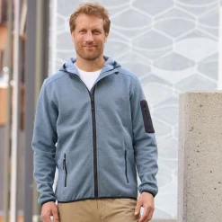 Sportive Fleece Jacke mit Kapuze