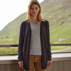 Strickcardigan mit aufgesetzten Taschen