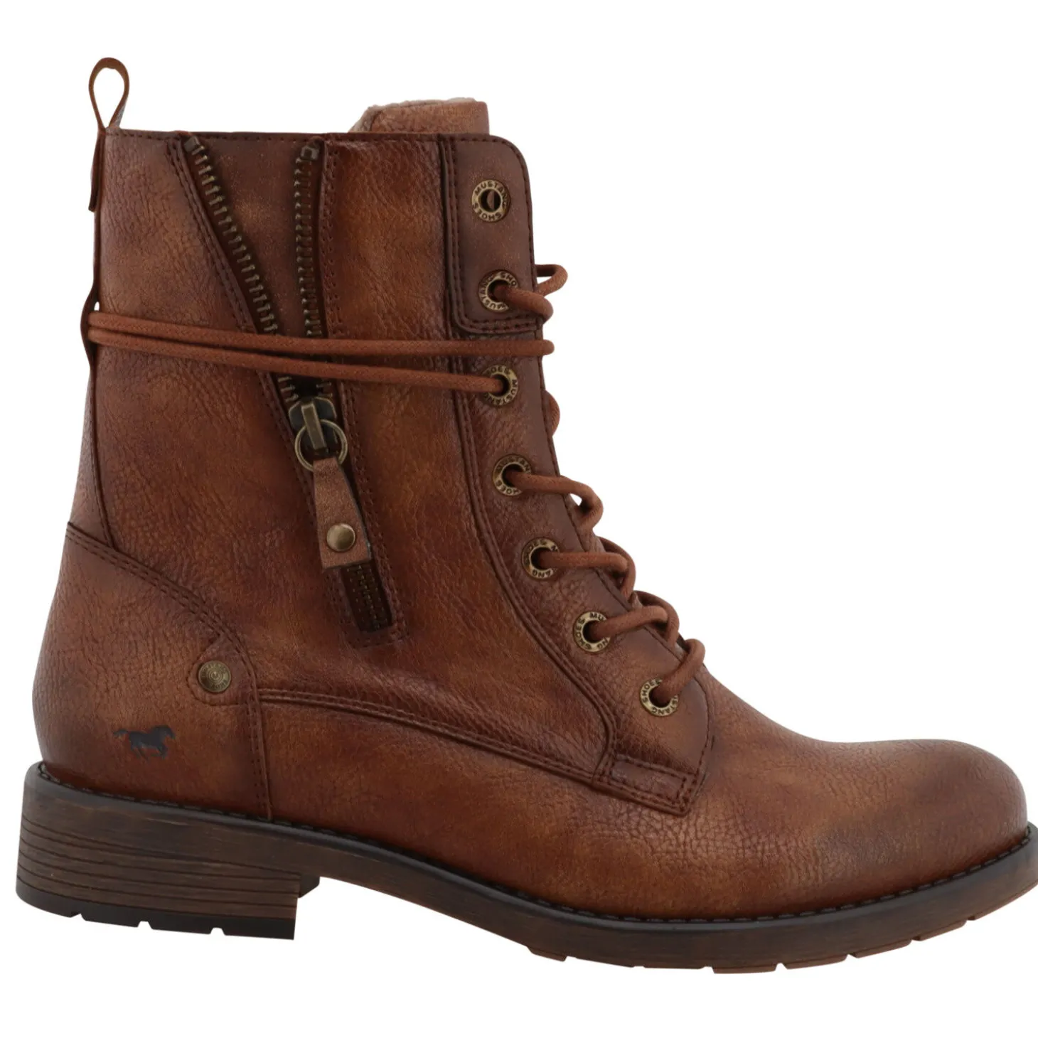 Trendige MUSTANG Schnürstiefelette aus pflegeleichtem Softmaterial