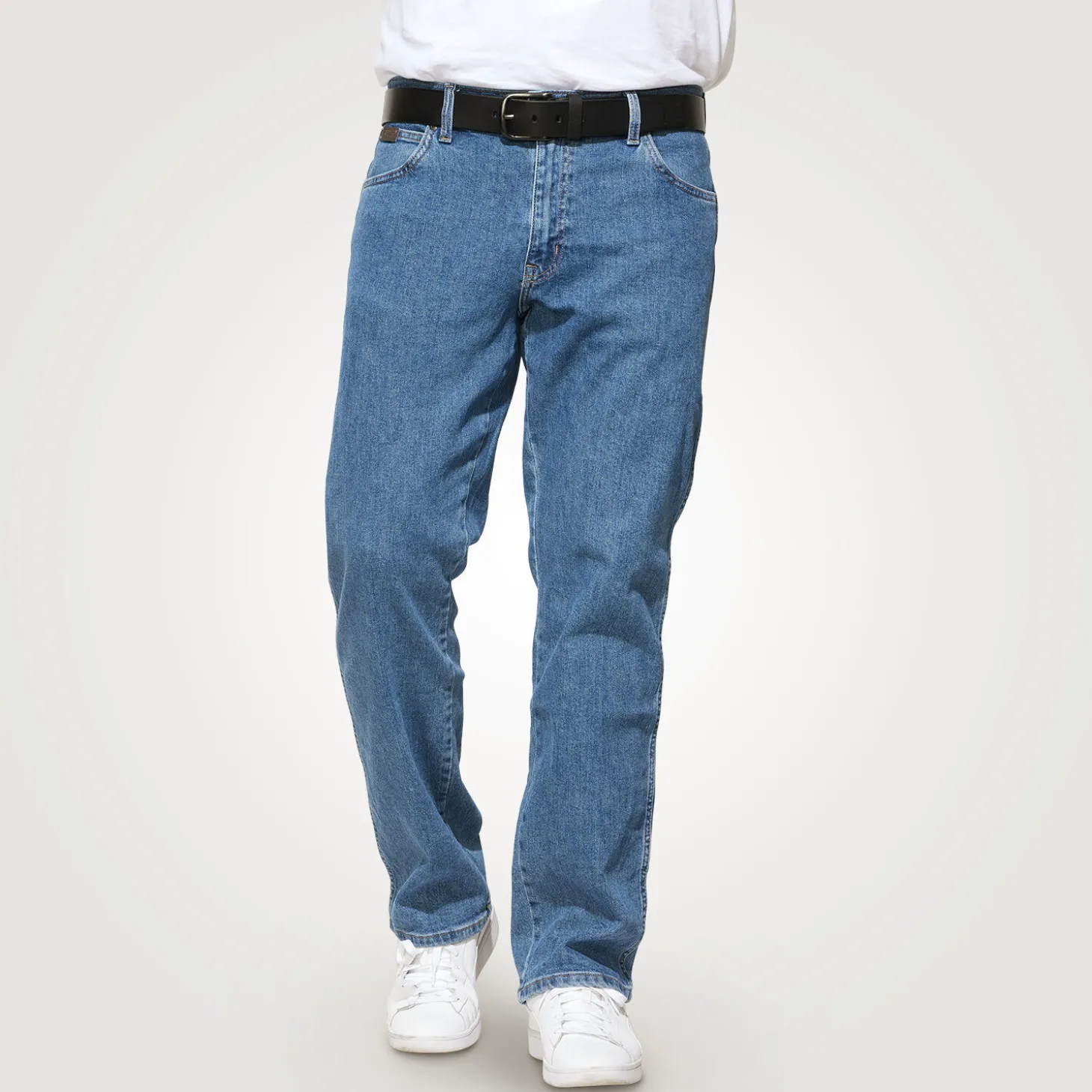Wrangler Herren Jeans Straight-Fit